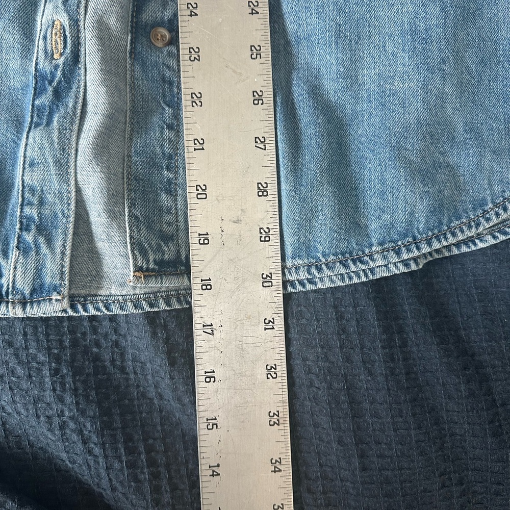Universal Thread Light Blue Denim Button-Down Jea… - image 4